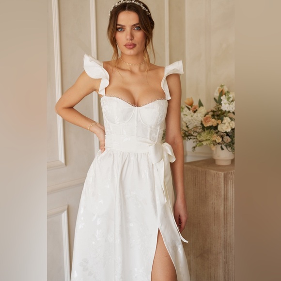 V. Chapman The Vera Dress in White Baroque Floral Size: 4 - Picture 2 of 12